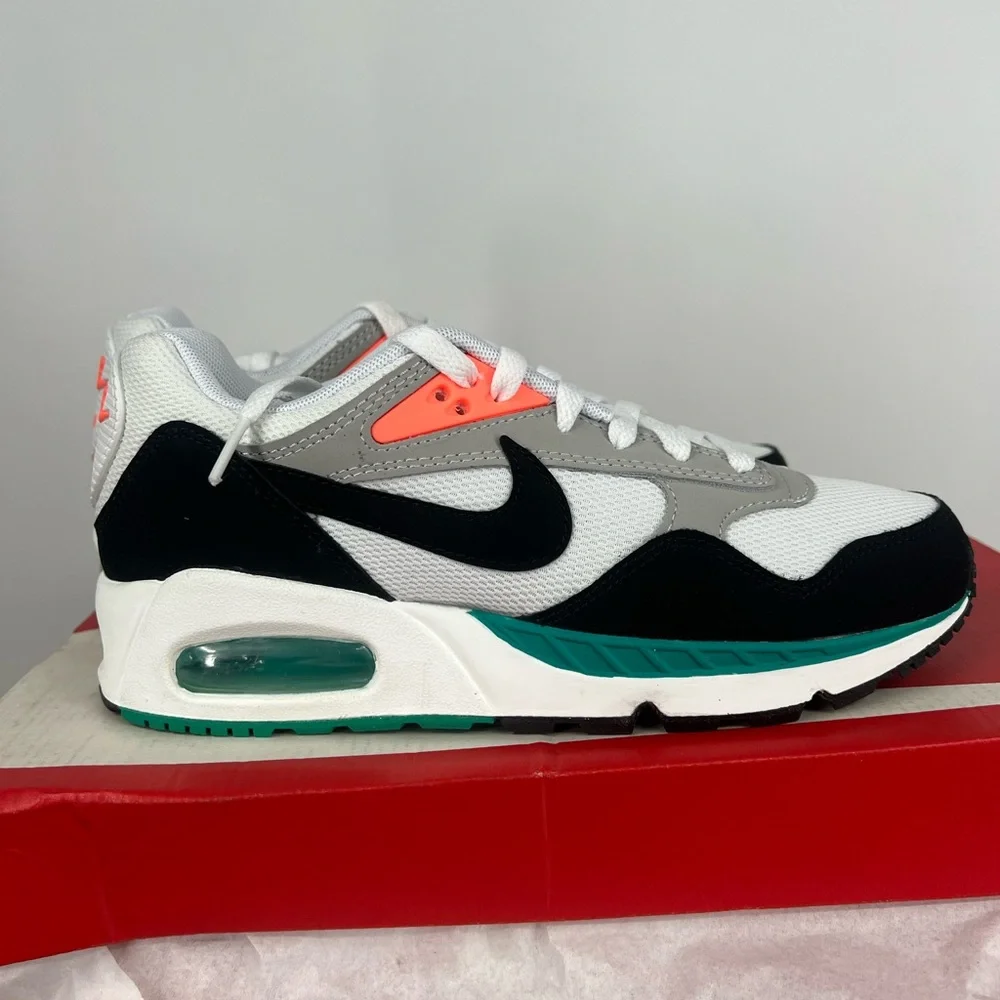Nike Womens Air Max Correlate Size 6 - Picture 3 of 6